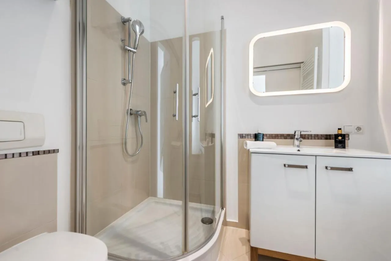 A&S Center Apartment Viena
